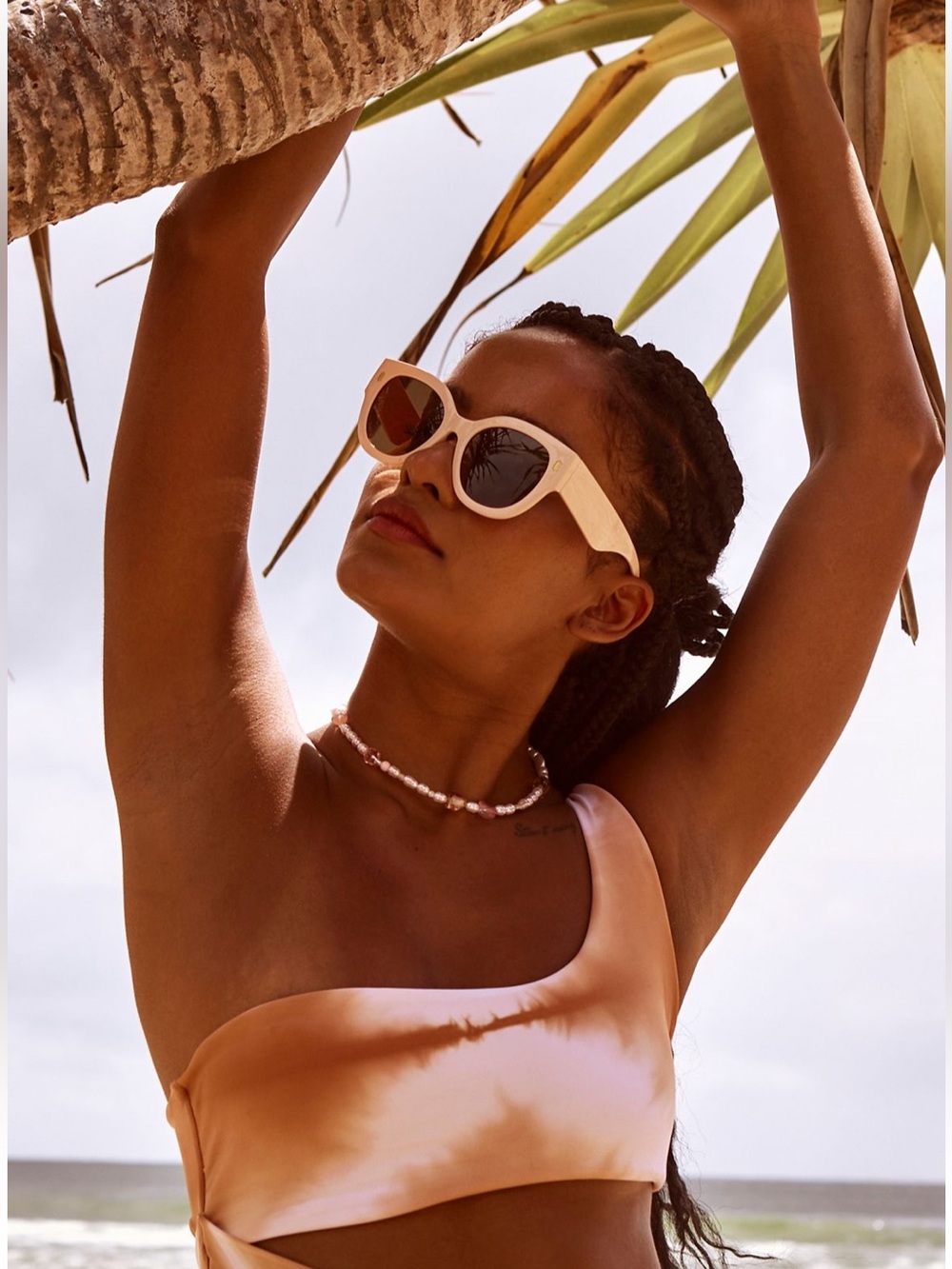 Free People Over Sized Cat-Eye Cream Color Sunglasses